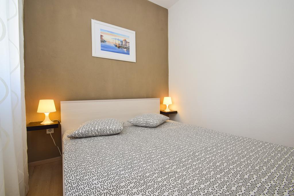 Amadrian Apartments Šibenik Exteriör bild