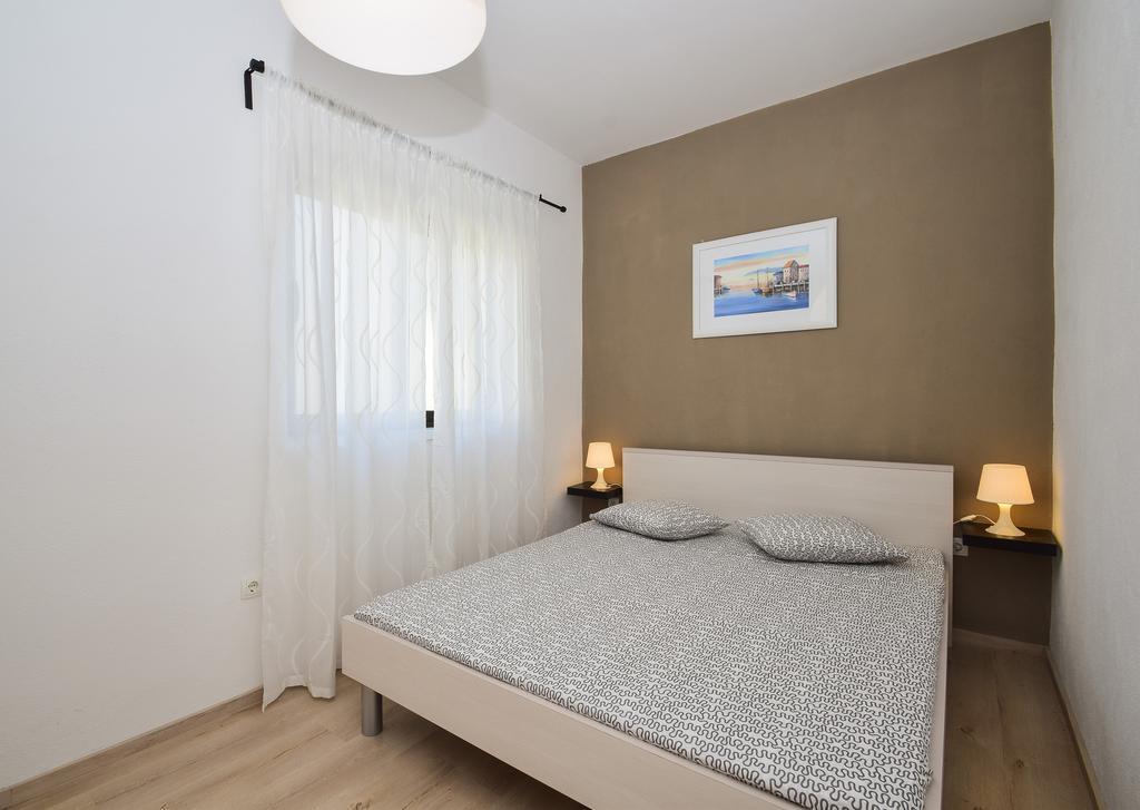 Amadrian Apartments Šibenik Exteriör bild