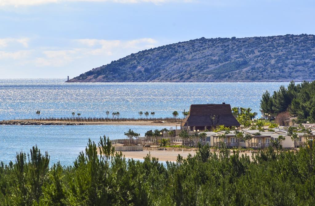 Amadrian Apartments Šibenik Exteriör bild