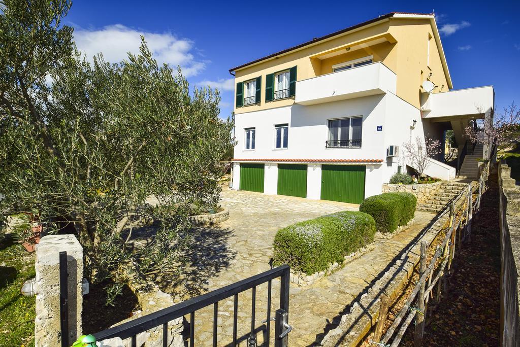 Amadrian Apartments Šibenik Exteriör bild
