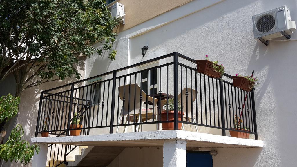 Amadrian Apartments Šibenik Exteriör bild