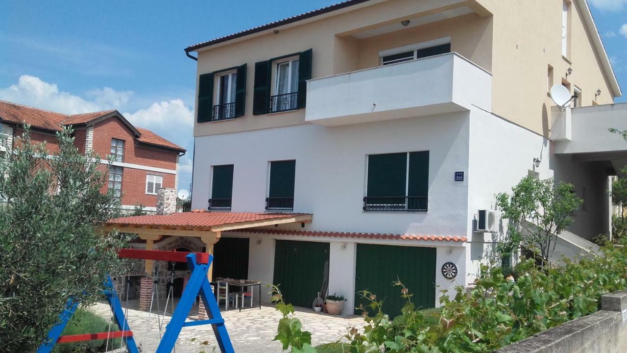 Amadrian Apartments Šibenik Exteriör bild