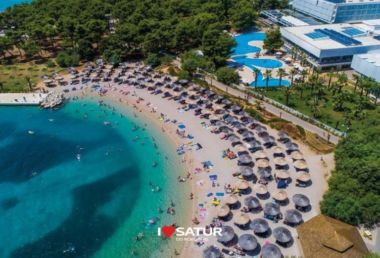 Amadrian Apartments Šibenik Exteriör bild